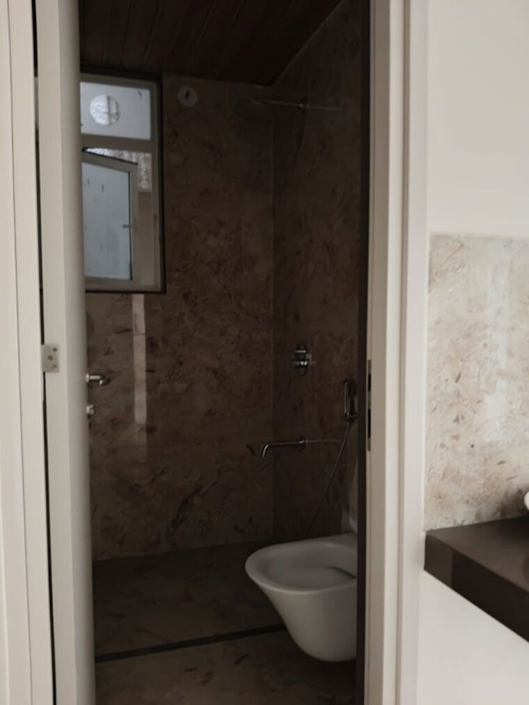 Bathroom, gini-viviana 2.5 Bedroom 950 Sq.Ft. Apartment In Balewadi Pune 10632867