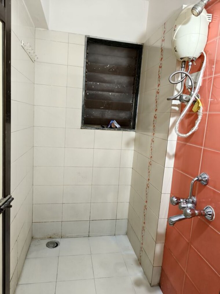 Bathroom, riddhi-gardens-chs 1 RK 350 Sq.Ft. Apartment In Malad East Mumbai 10632859