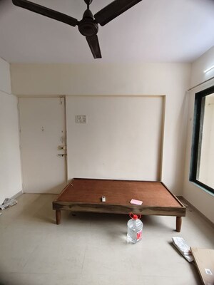 Furnished Amenities in 1 RK Apartment at Riddhi Gardens CHS, Malad East – for Rent