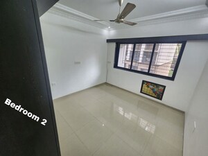 Room in 3 BHK Apartment at Lalani Velentine Apartment 1 Wing D, Malad East – for Rent