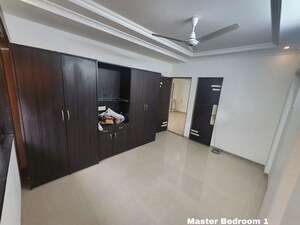 3 BHK Apartment For Rent in Lalani Velentine Apartment 1 Wing D, Malad East