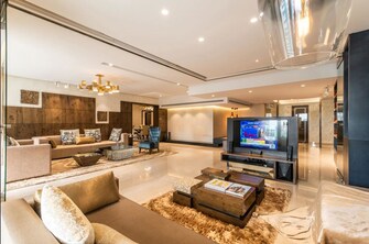 5 BHK + Servant Room,Study Room 7900 Sq.Ft. Apartment in Sunteck Signature Island