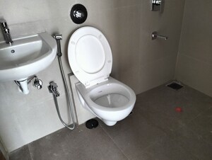 Bathroom in 1 BHK Apartment at Prayag Heights, Dindoshi – for Rent