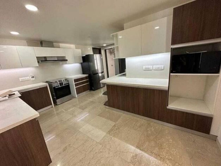 Kitchen, sunteck-signature-island 4 Bedroom 4000 Sq.Ft. Apartment In Bandra Kurla Complex Mumbai 10632933
