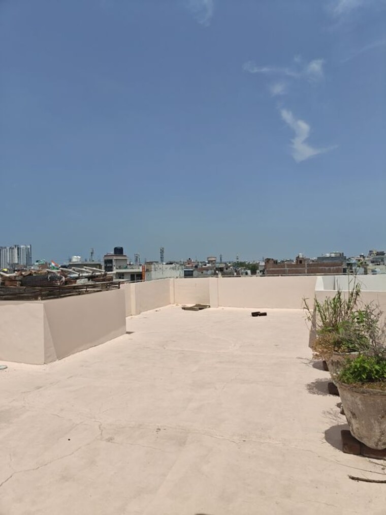 Swimming Pool, pratap-vihar-gda-flats 2 Bedroom 750 Sq.Ft. Builder Floor In Pratap Vihar Ghaziabad 10632923