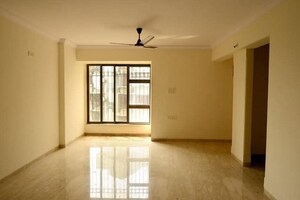 Living Room in 3 BHK Apartment at Chembur – for Sale