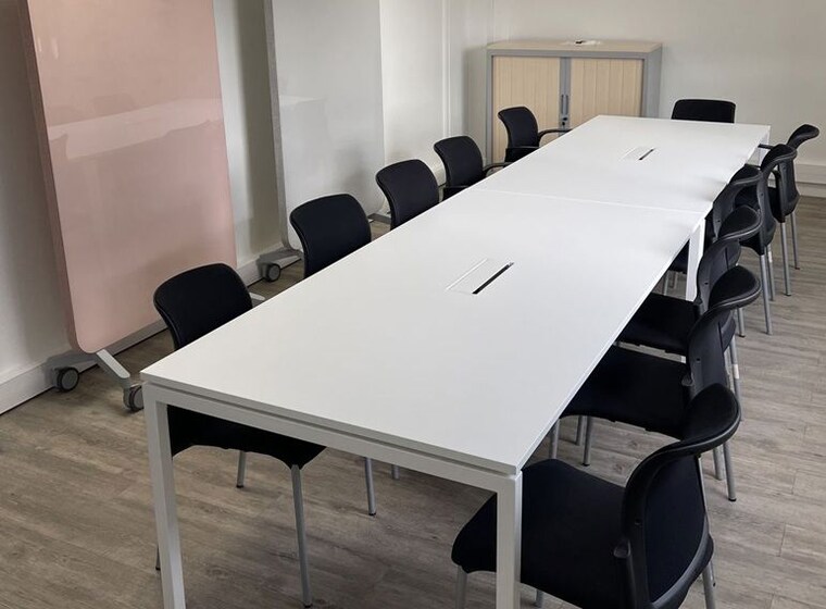 Team Area, center-point Commercial Office Space 1889 Sq.Ft. In Andheri East Mumbai 10632930