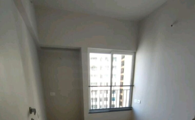 Room, rustomjee-urbania-azziano 2 Bedroom 691 Sq.Ft. Apartment In Thane West Thane 10632939