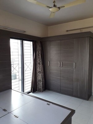 Master Bedroom in 3 BHK Apartment at Bhusari Colony – for Rent