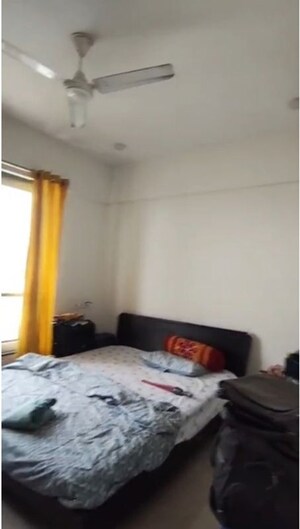 Bedroom in 2 BHK Apartment at Chembur – for Rent