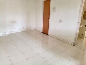 Room in 2 BHK Apartment at Kumar Padmalaya, Aundh – for Rent