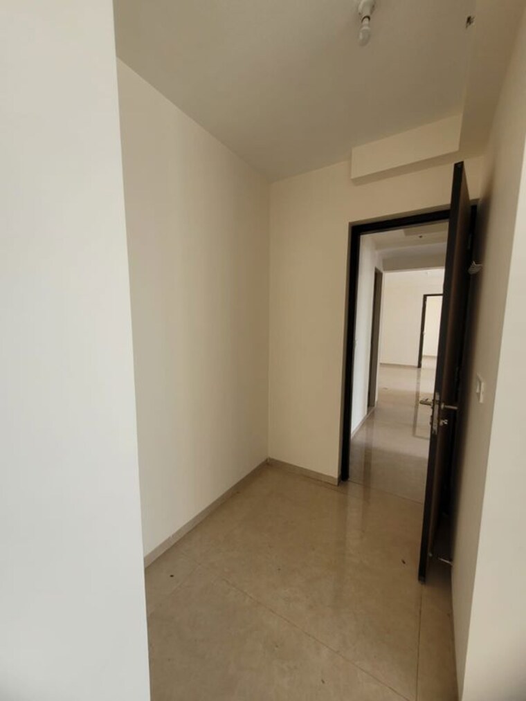 Room, dosti-eastern-bay-phase-1 3 Bedroom 965 Sq.Ft. Apartment In Wadala Mumbai 10632982