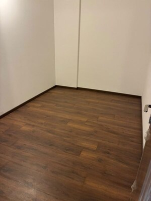 Room in 2.5 BHK Apartment at Cooke Town – for Rent