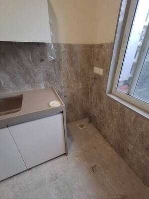 Bathroom in 4 BHK Apartment at Chembur – for Rent