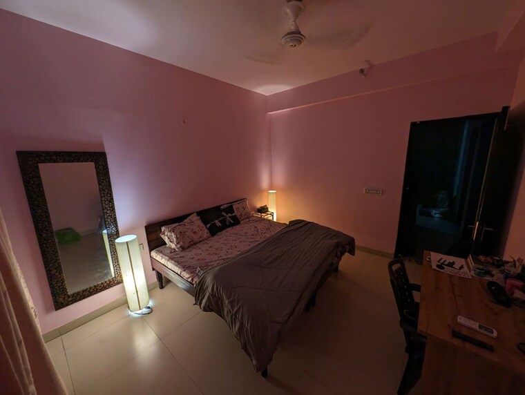 Living Room, mahagun-moderne 2.5 Bedroom 1290 Sq.Ft. Apartment In Sector 78 Noida 10632987
