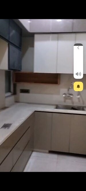 Kitchen in 1 BHK Builder Floor at Moti Nagar – for Rent