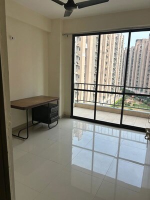 Room in 2 BHK Apartment at Habitat Prime, Sector 99a – for Rent