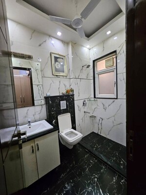 Team Area in 3 BHK Builder Floor at Mohit House, Sushant Lok I – for Rent