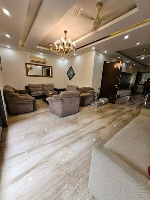 Living Room in 3 BHK Builder Floor at Mohit House, Sushant Lok I – for Rent