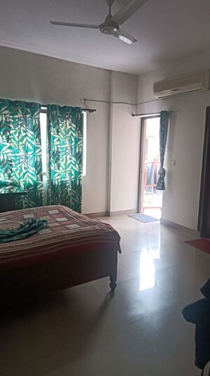 Bedroom in 3.5 BHK Builder Floor at Ardee City Palm Grove Heights, Sector 52 – for Rent
