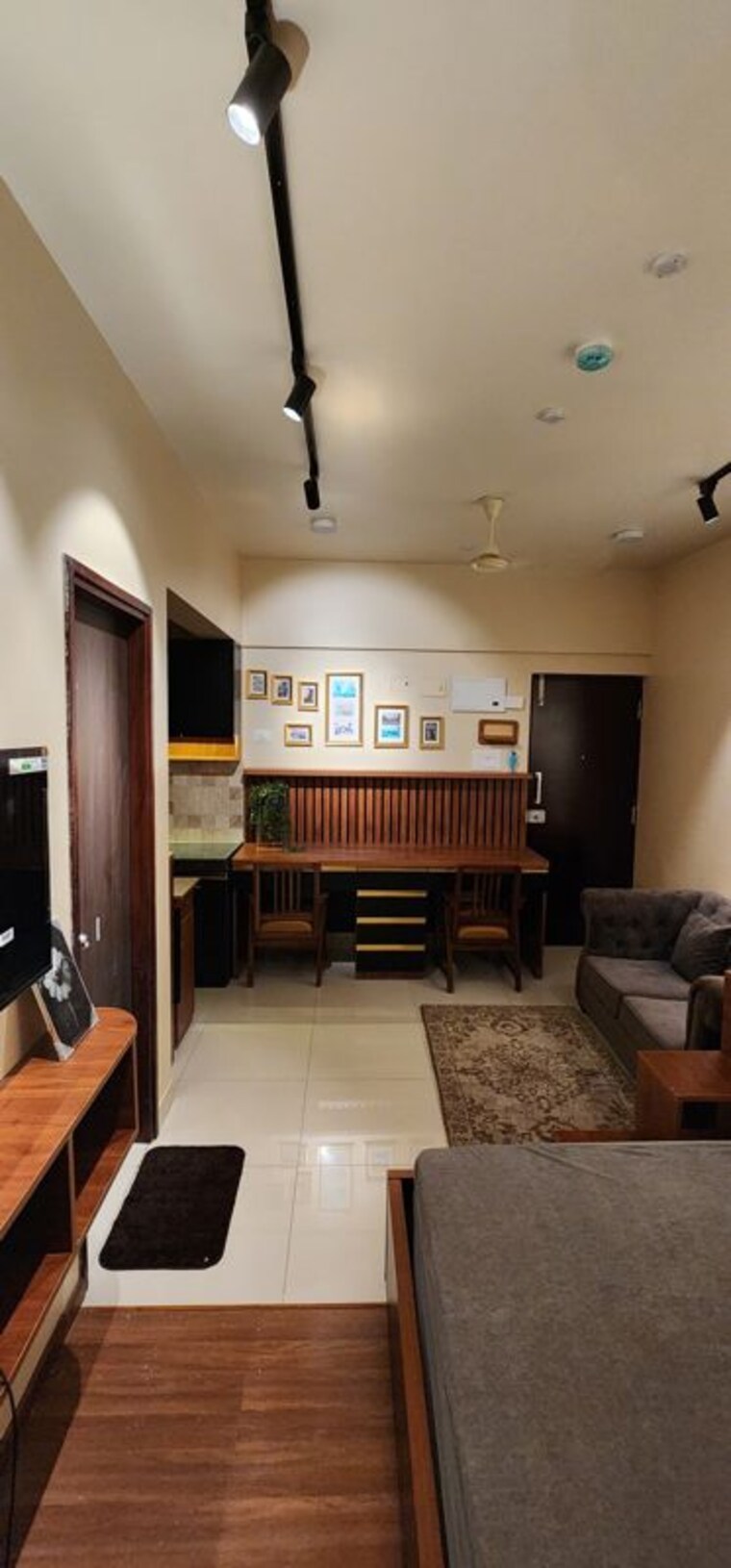 Living Room, puravankara-silversands-phase-2 1 RK 450 Sq.Ft. Apartment In Mundhwa Pune 10633032