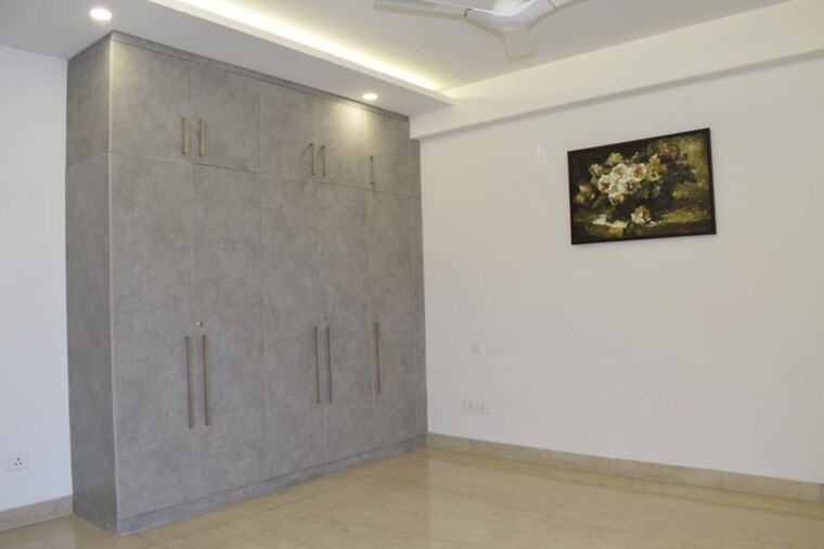 Room, sushant lok ii 4 Bedroom 3050 Sq.Ft. Builder Floor In Sushant Lok ii Gurgaon 10633058
