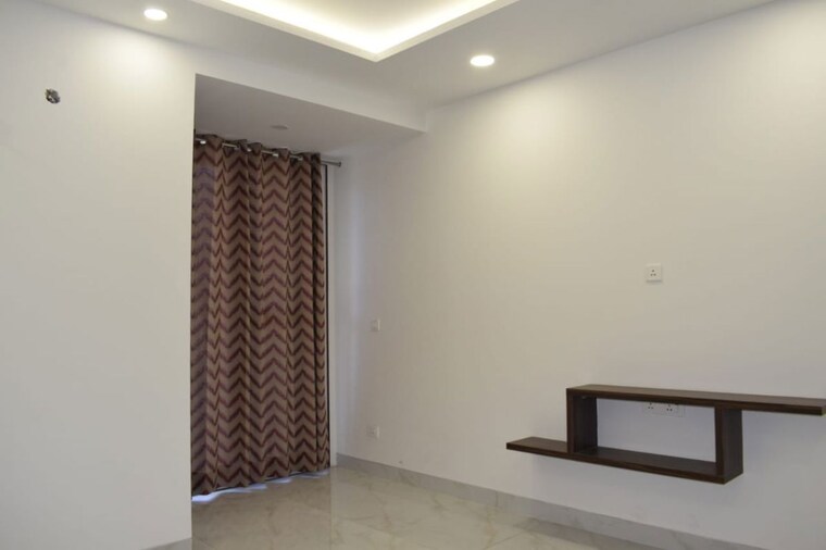 Room, sushant lok ii 4 Bedroom 3050 Sq.Ft. Builder Floor In Sushant Lok ii Gurgaon 10633058