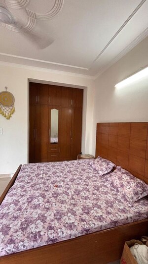 Bedroom in 1 BHK Builder Floor at Saket – for Rent