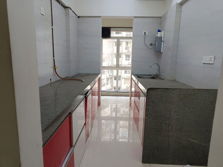 Kitchen, godrej-central 2 Bedroom 777 Sq.Ft. Apartment In Chembur Mumbai 10633070
