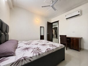 Bedroom in 3 BHK Builder Floor at Sector 52 – for Rent