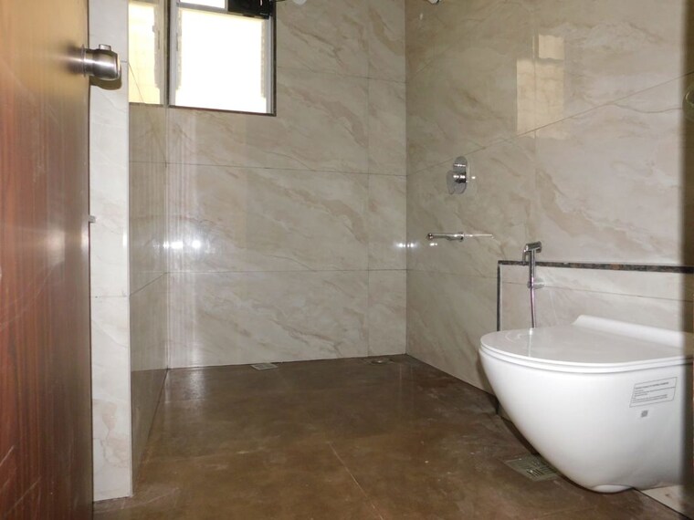 Bathroom, md-brahma-towers 2 Bedroom 750 Sq.Ft. Apartment In Wakad Pune 10633116