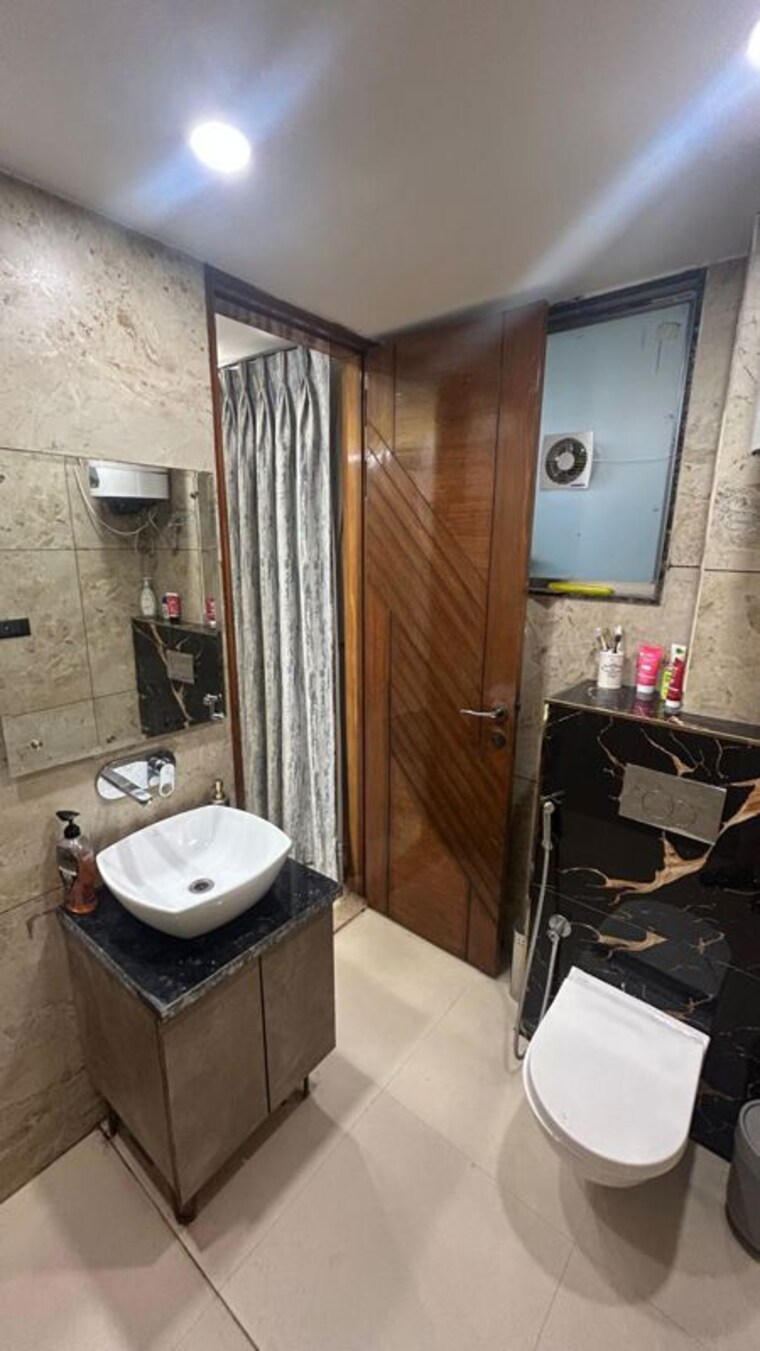 Team Area, sushant lok i 3 Bedroom 215 Sq.Yd. Builder Floor In Sushant Lok I Gurgaon 10633073