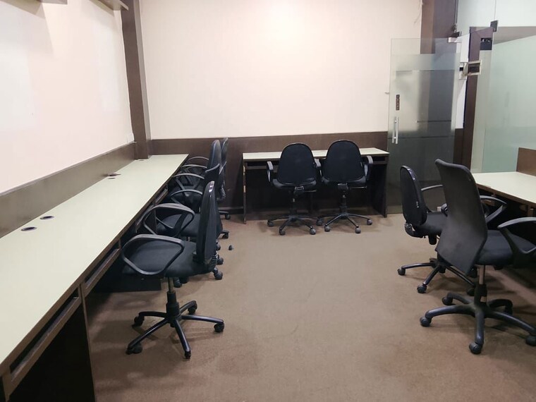 Team Area, crystal-plaza-andheri-west Commercial Office Space 750 Sq.Ft. In Andheri West Mumbai 10631721