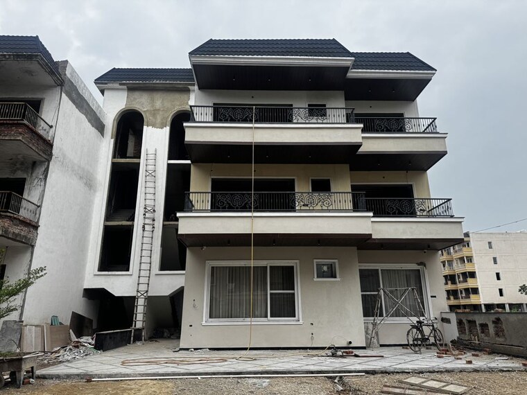 Exterior View, sector 16 5 Bedroom 3690 Sq.Ft. Builder Floor In Sector 16 Chandigarh 10633125