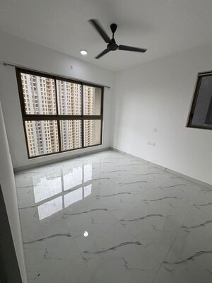 1 BHK Apartment For Rent in Raymond Ten X Habitat, Pokhran Road No Two