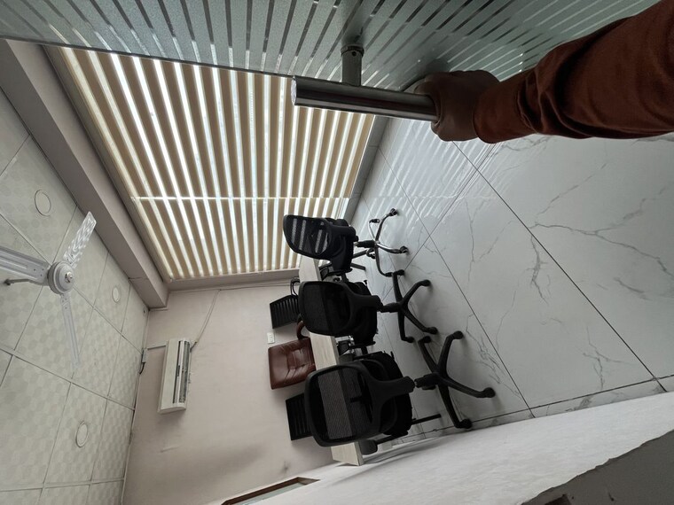 Team Area, motia-citi-royal-business-park Commercial Office Space 1000 Sq.Ft. In Ambala Highway Zirakpur 10633160
