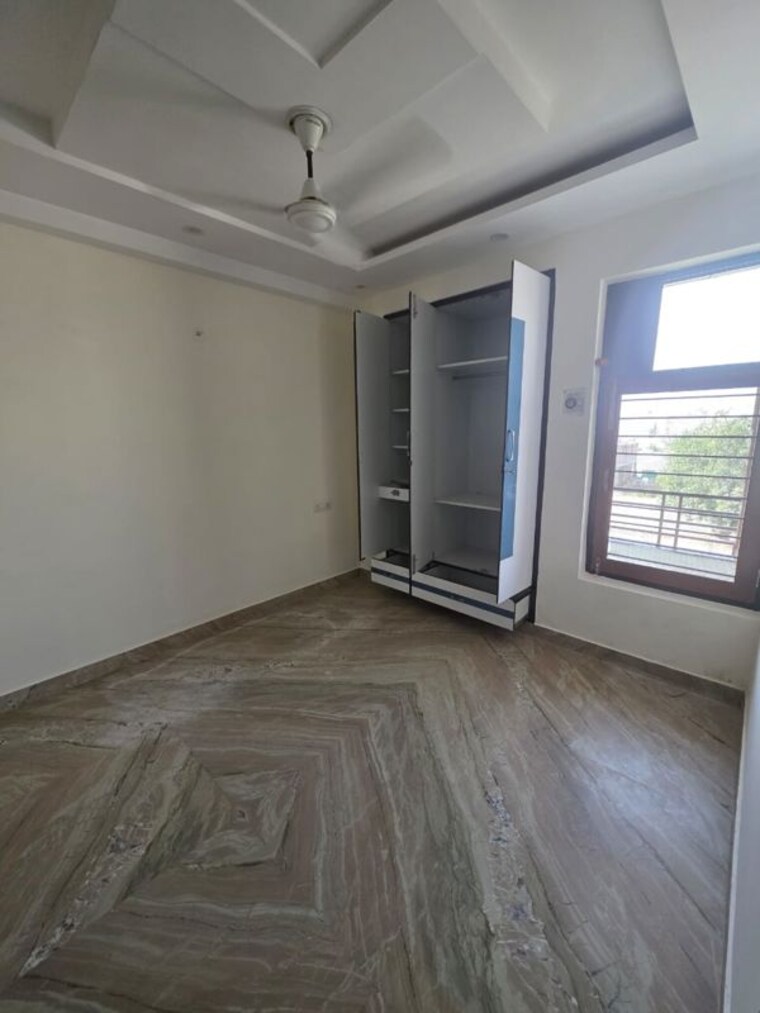 Room, sector 57 4 Bedroom 2700 Sq.Ft. Builder Floor In Sector 57 Gurgaon 10615993