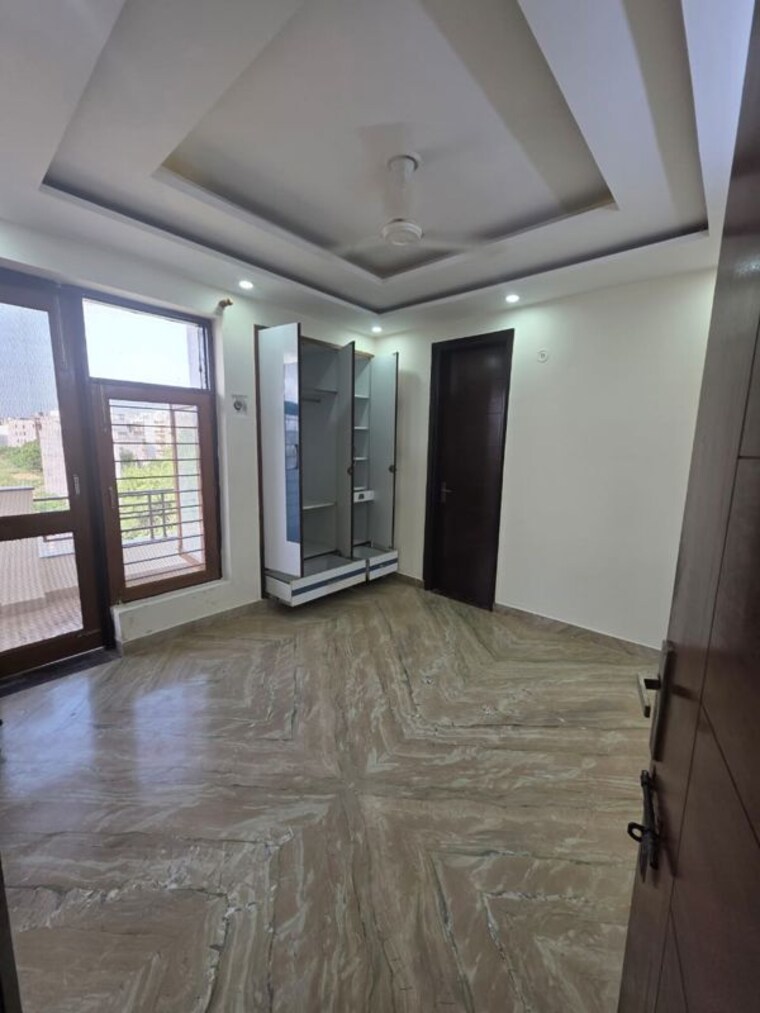 Room, sector 57 4 Bedroom 2700 Sq.Ft. Builder Floor In Sector 57 Gurgaon 10615993