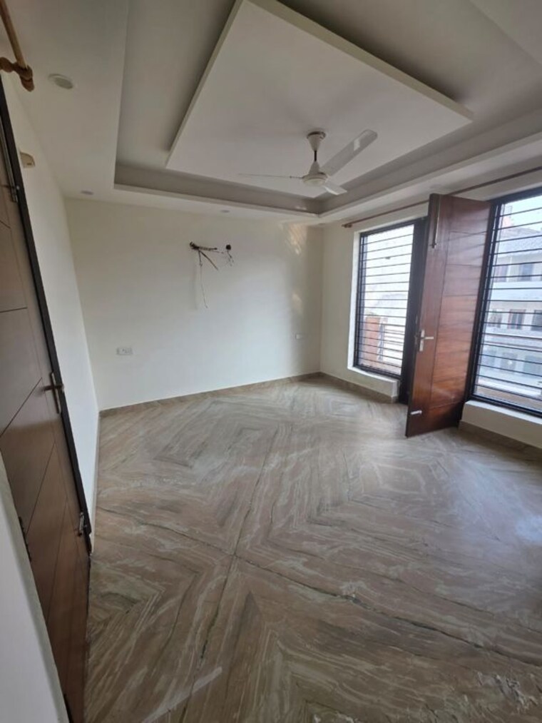 Room, sector 57 4 Bedroom 2700 Sq.Ft. Builder Floor In Sector 57 Gurgaon 10615993