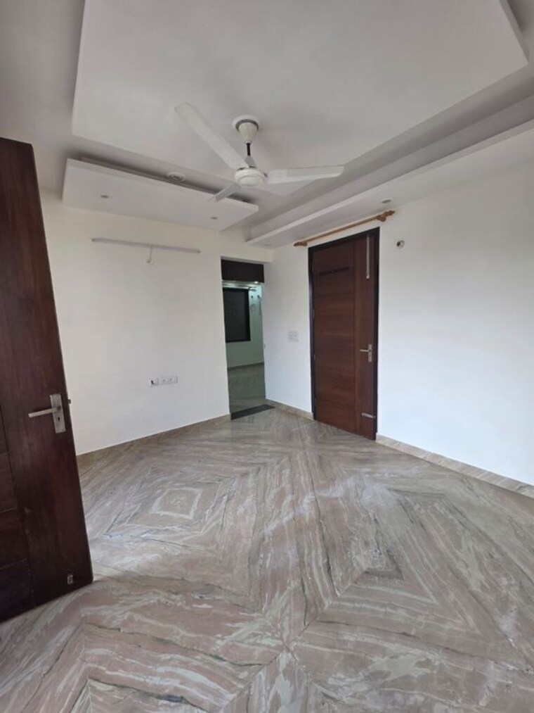 Room, sector 57 4 Bedroom 2700 Sq.Ft. Builder Floor In Sector 57 Gurgaon 10615993