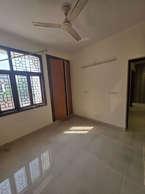 Room in 3 BHK Penthouse at Huda CGHS, Sector 56 – for Rent