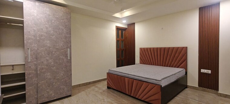 Bedroom, shanti kunj 3.5 Bedroom 2000 Sq.Ft. Builder Floor In Shanti Kunj Delhi 10633186