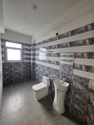 Staircase in 3 BHK Builder Floor at Sushant Lok 2, Sector 57 – for Rent