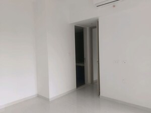 Room in 2 BHK Apartment at Lodha Woods, Kandivali East – for Sale
