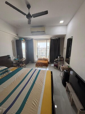 Bedroom in 2 BHK Apartment at Notan Jewel, Bandra West – for Rent