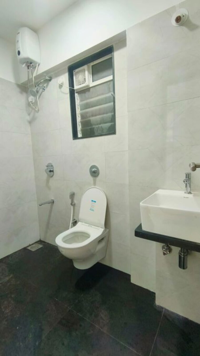 Bathroom, dem-phoenix 2 Bedroom 550 Sq.Ft. Apartment In Malad East Mumbai 10633223