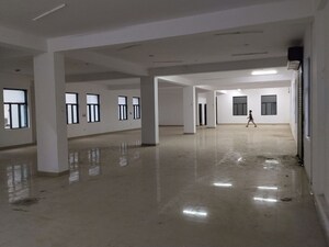 Room in  Warehouse at Sector 63 – for Rent