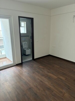 Room in 2.5 BHK Apartment at Da Costa Square, Cooke Town – for Rent
