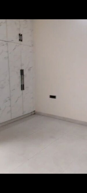 1 BHK Builder Floor For Sale in Moti Nagar