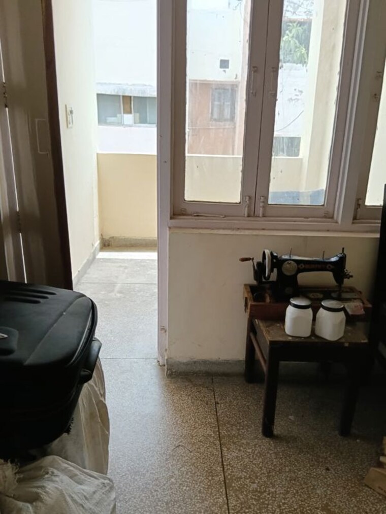 Team Area, ip extension 2 Bedroom 950 Sq.Ft. Apartment In Ip Extension Delhi 10633309